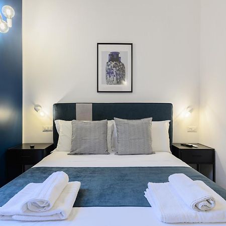 Into Mann Hotel Naples Luaran gambar