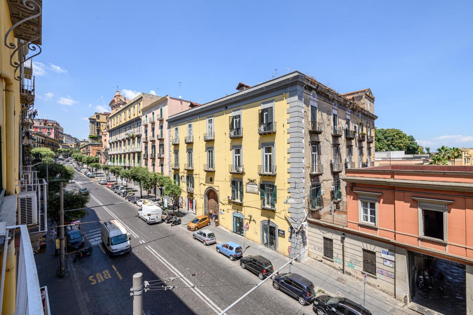 Into Mann Hotel Naples Luaran gambar