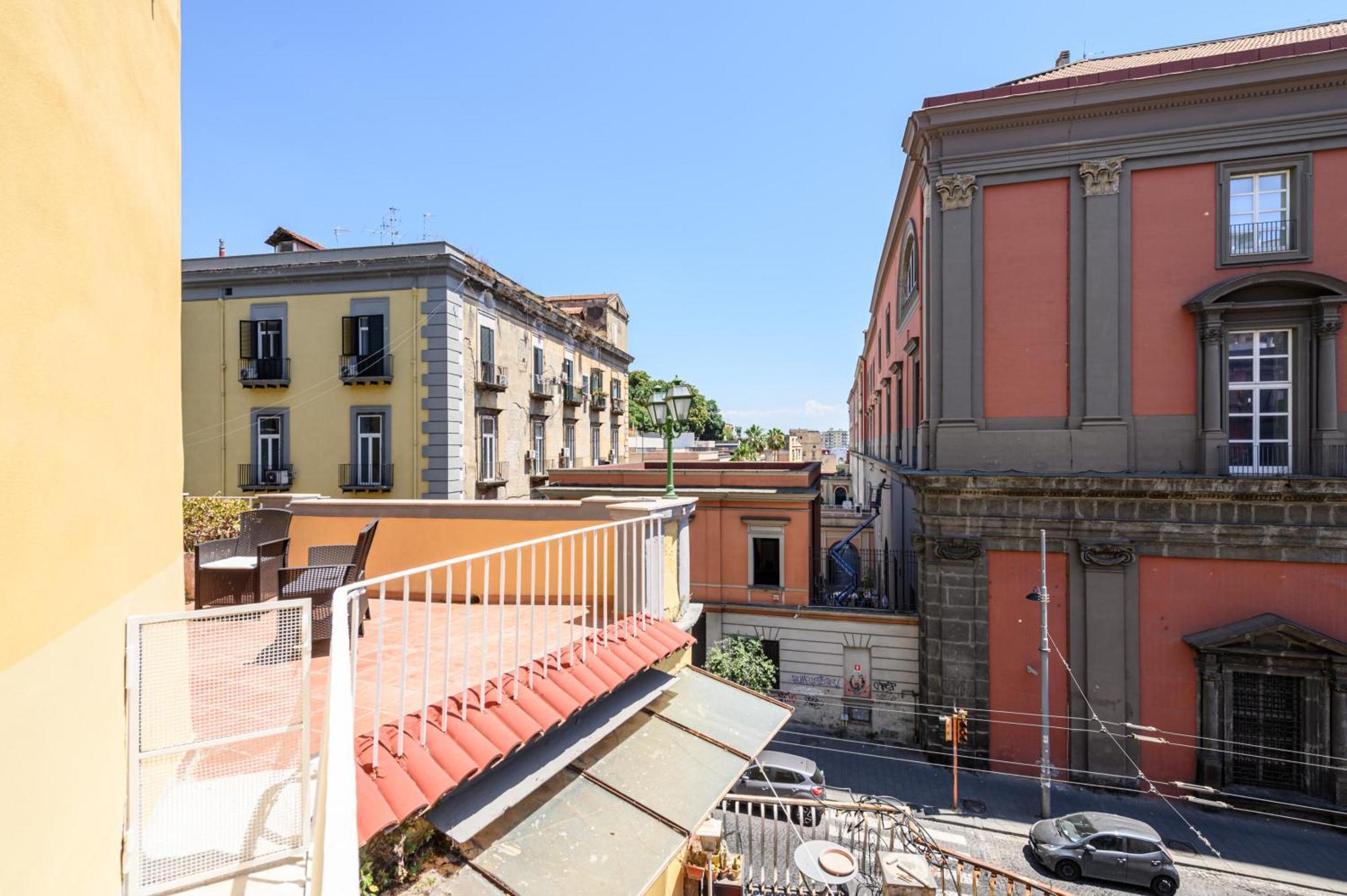 Into Mann Hotel Naples Luaran gambar