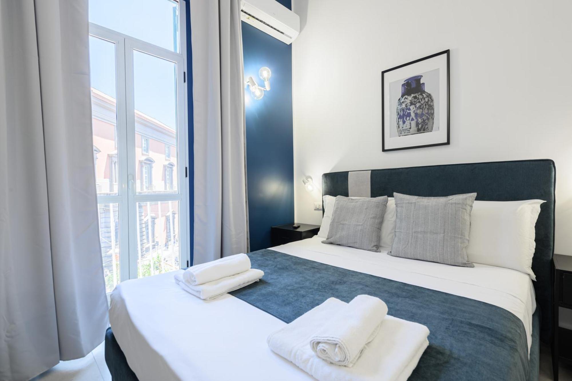 Into Mann Hotel Naples Luaran gambar