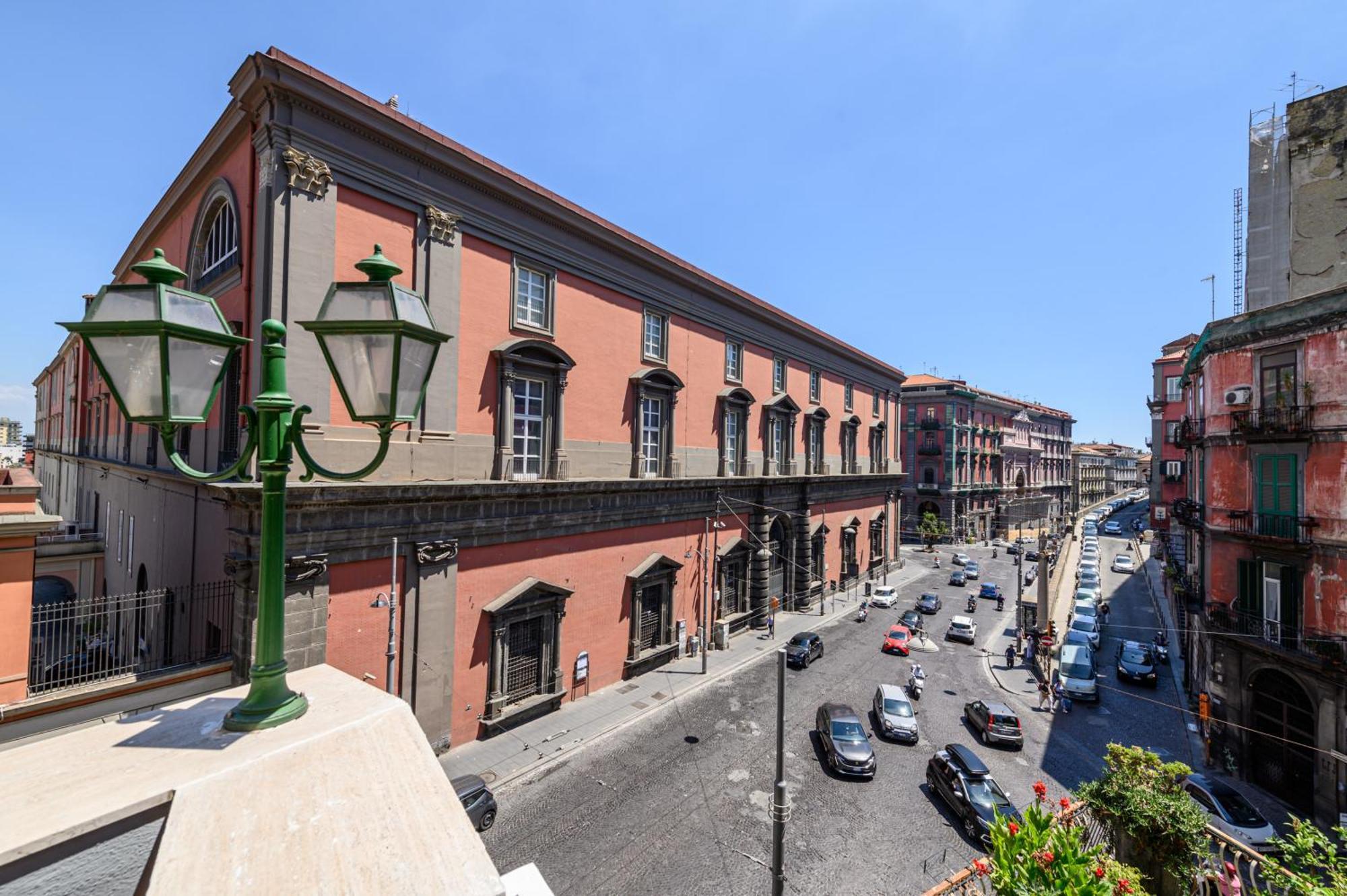 Into Mann Hotel Naples Luaran gambar